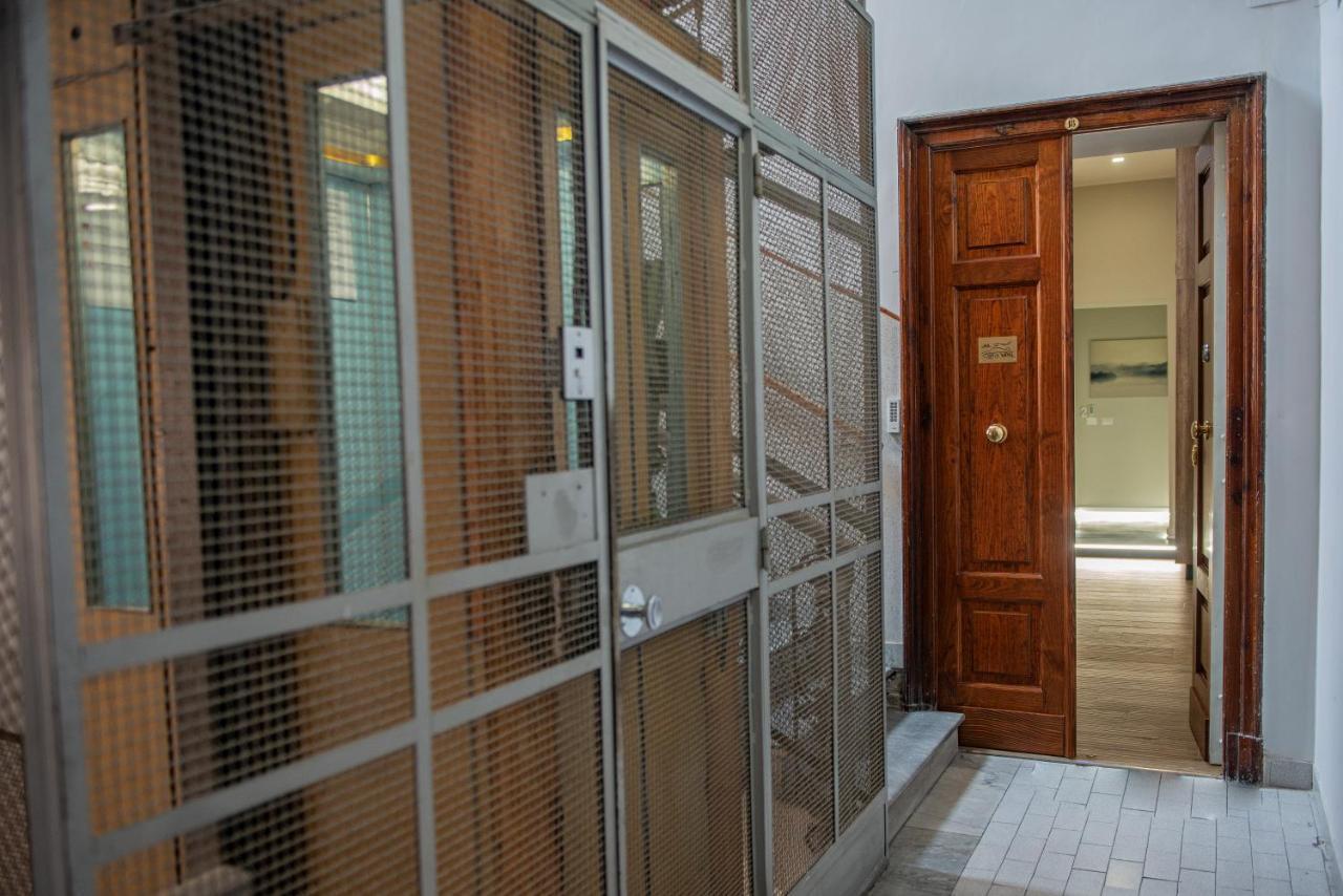 Vivi A Napoli Bed & Breakfast Exterior photo